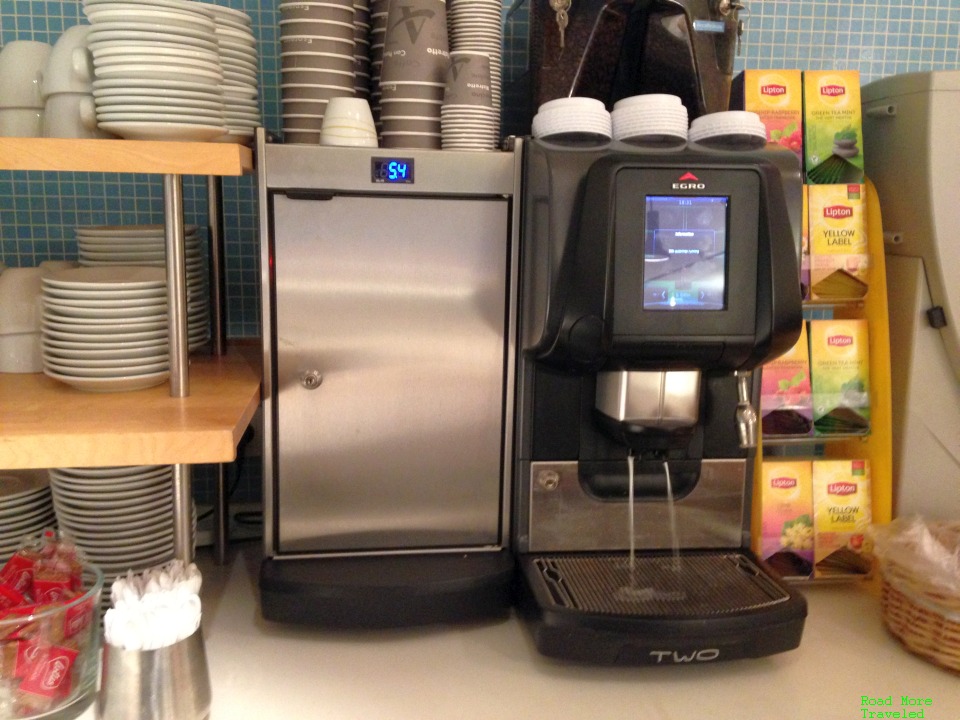Diamond Lounge BRU Terminal A - coffee machine