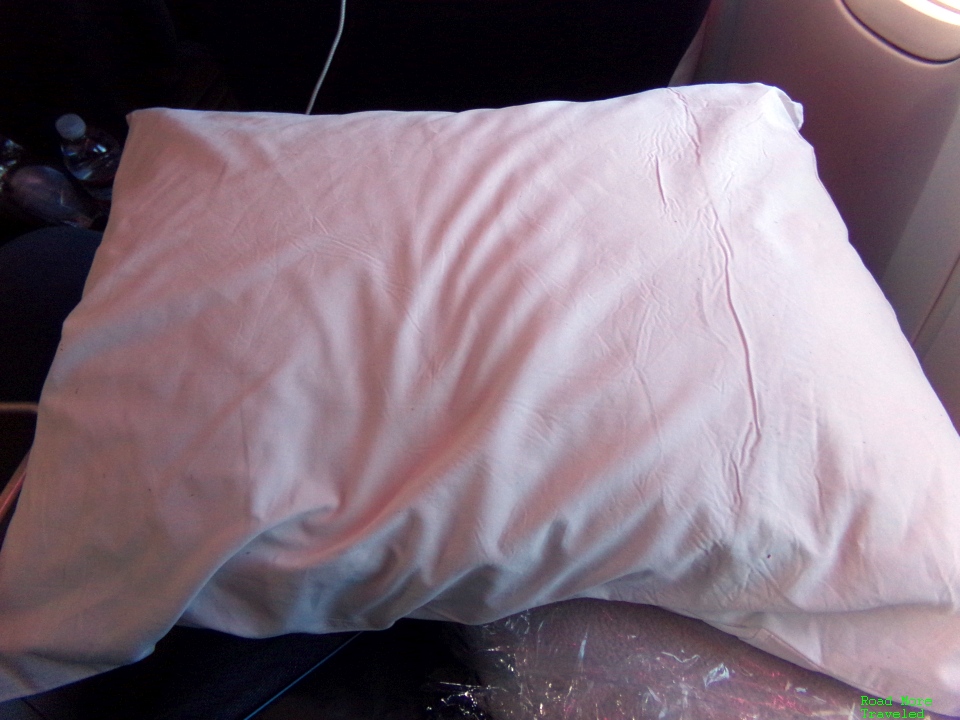 Air New Zealand Premium Economy - pillow