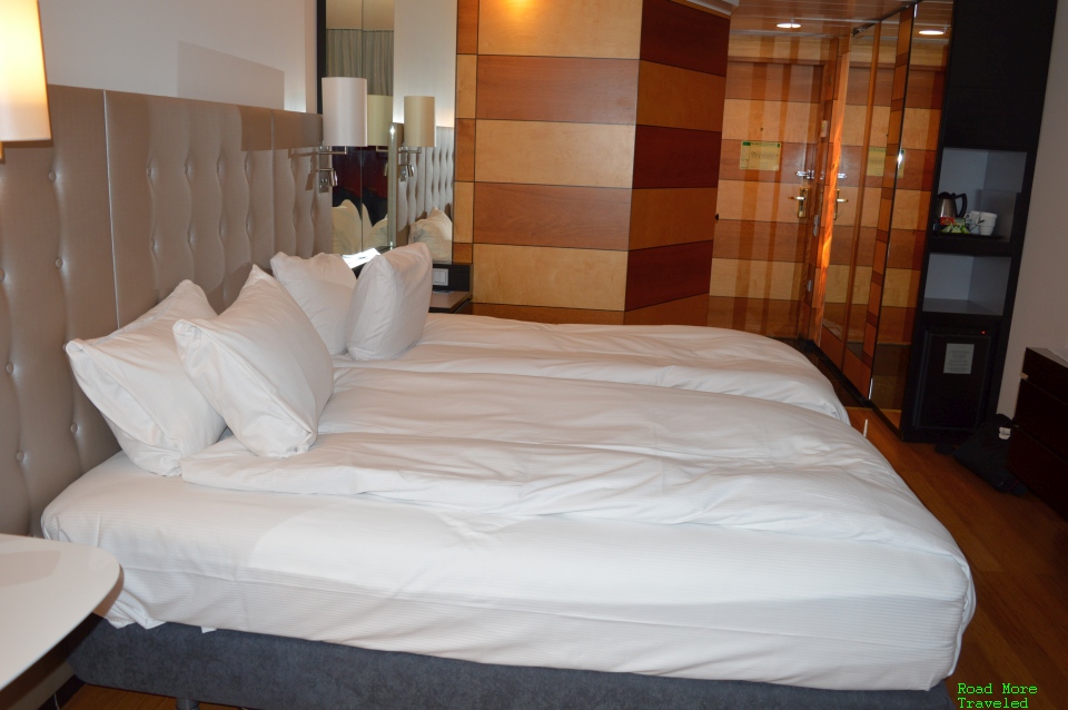 Hilton Stockholm Slussen - bed