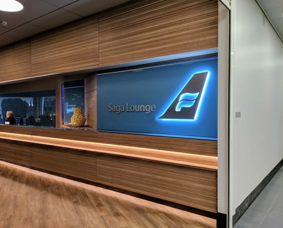 Review Icelandair Business Class Lounge Travel Codex