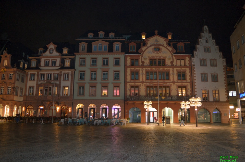 Mainz Marktplatz at night