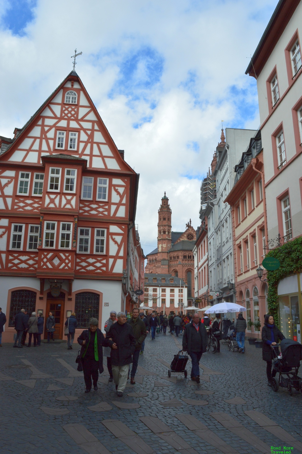 View of Mainz Cathedral from Augustinerstraße