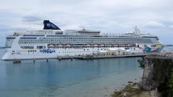 Norwegian Dawn - Royal Naval Dockyard, Bermuda