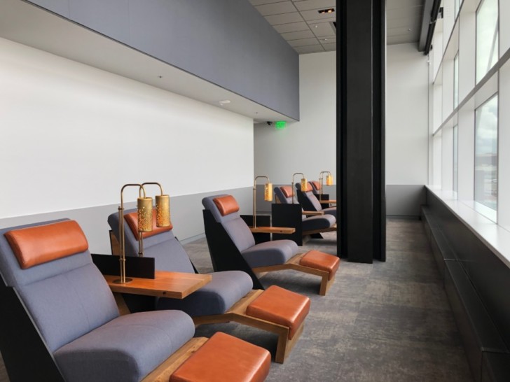 a row of chairs in a room