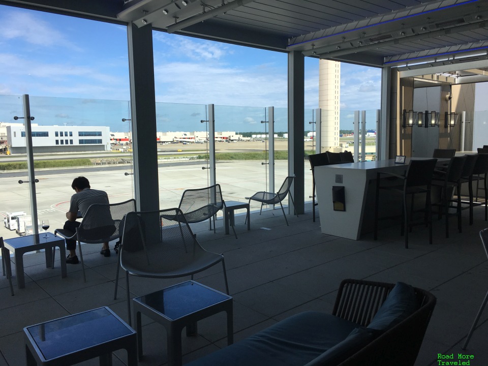 Delta SkyClub ATL Concourse F SkyDeck