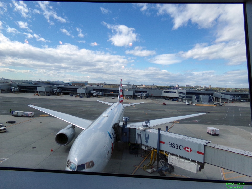 Planespotting from JFK Flagship Lounge