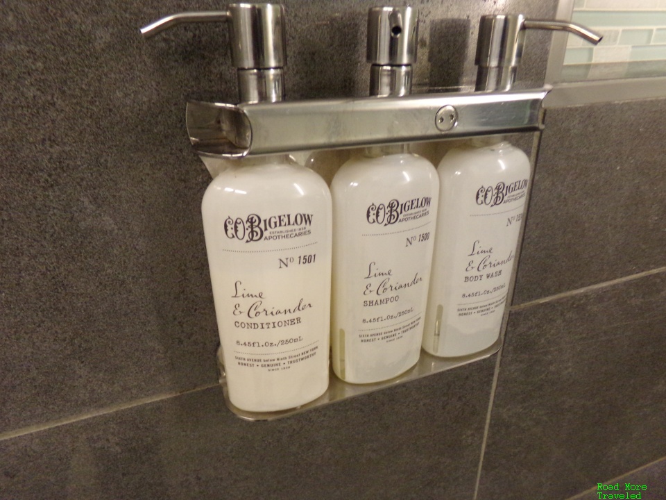 American Flagship Lounge New York JFK - CO Bigelow toiletries