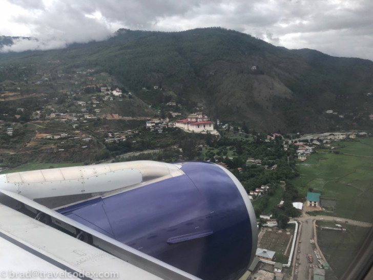 a view of a town from an airplane window