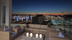 H Hotel Los Angeles roof deck