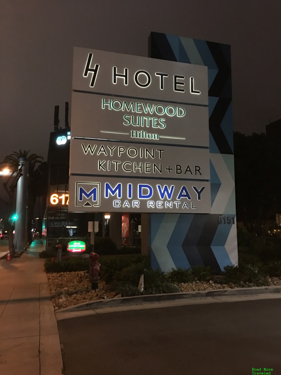 H Hotel Los Angeles welcome sign
