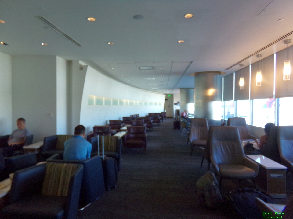 Delta Sky Club Atlanta Concourse F seating
