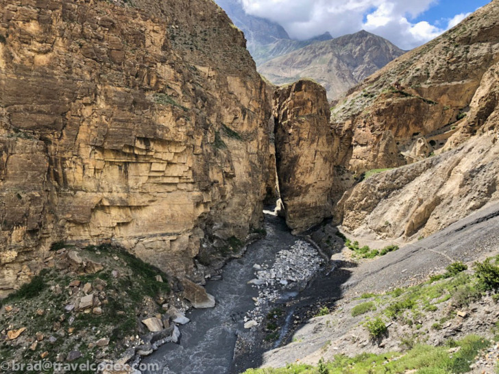 a river running through a canyon