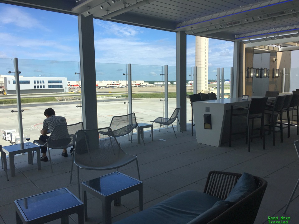 Delta Sky Club Atlanta Concourse F - Sky Deck