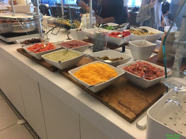 Delta SkyClub Atlanta Concourse F - lunch taco bar