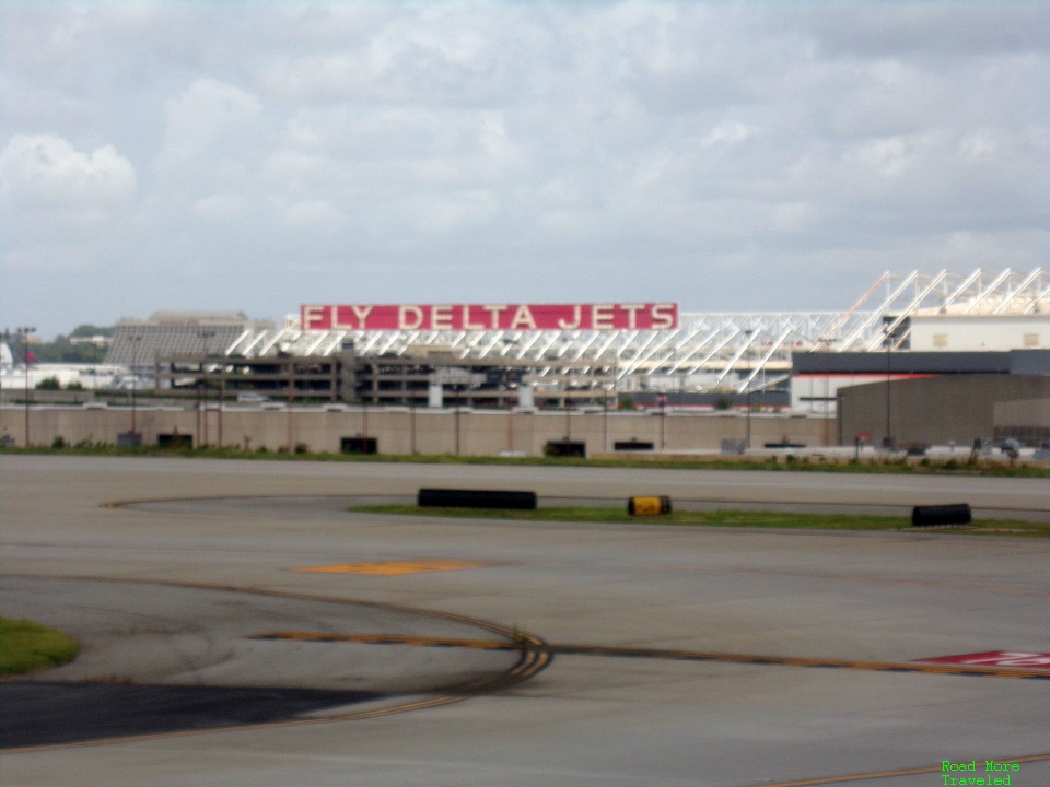 Fly Delta Jets sign at ATL