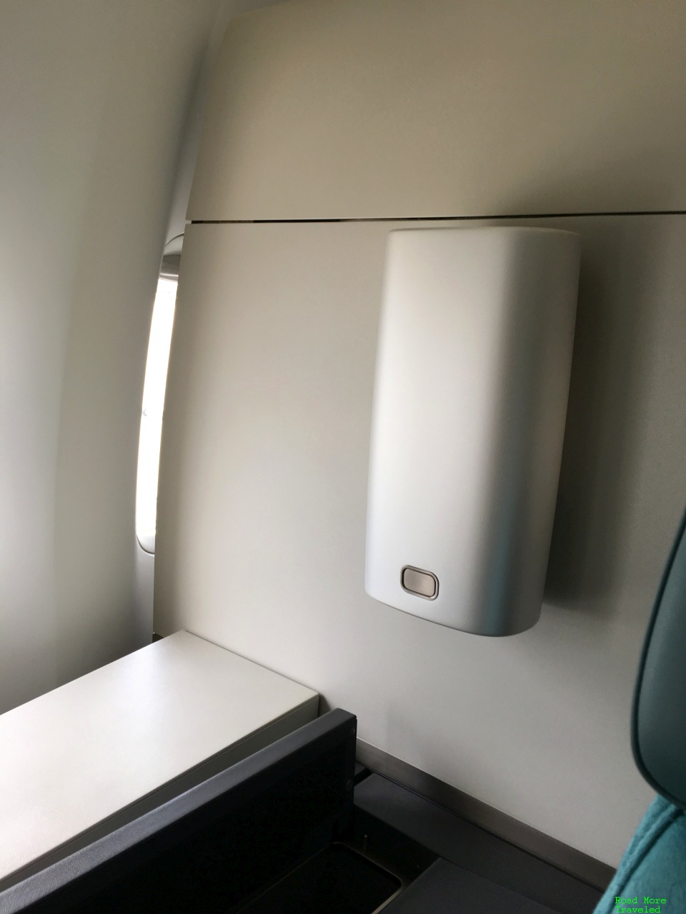 Korean Air B747-8 First Class seat lamp