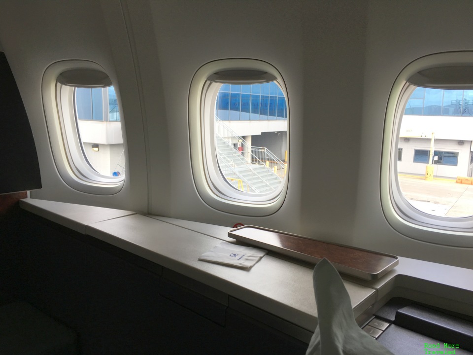 Korean Air B747-8 First Class window side table