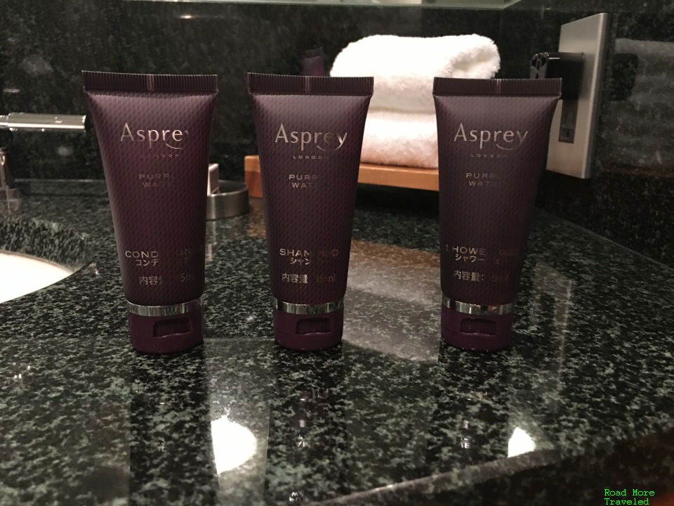 Ritz-Carlton Tokyo Asprey Purple Water toiletries