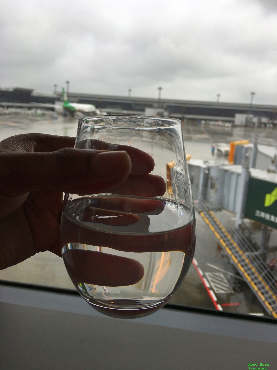 ANA Suite Lounge Tokyo Narita Satellite 5 shochu