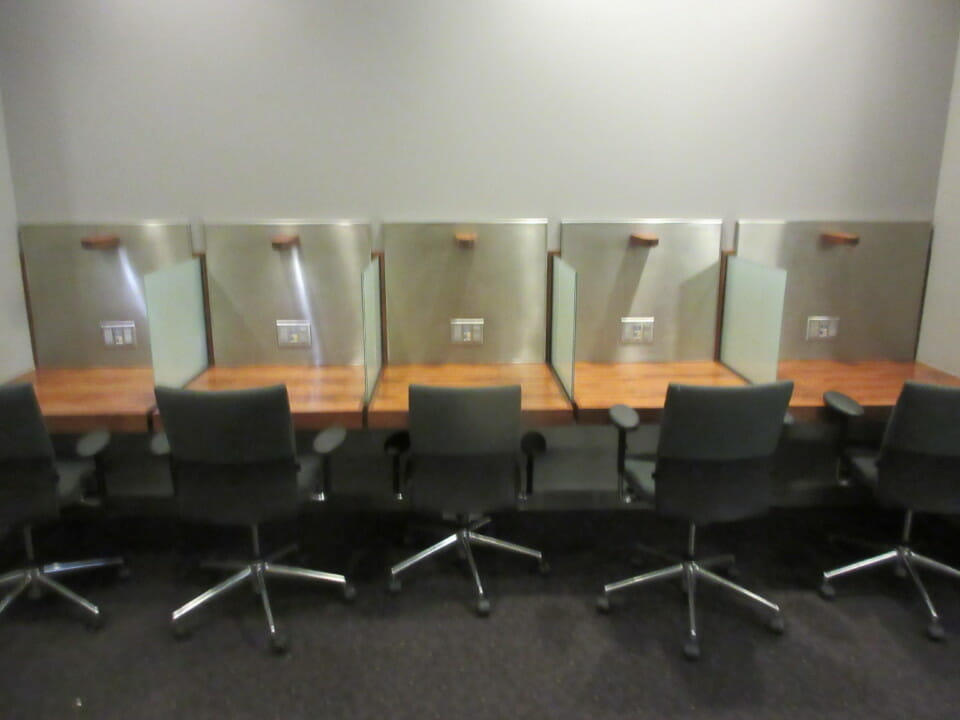 Review Lufthansa Senator & Business Lounges at Detroit Airport (DTW)