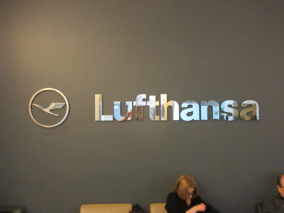 Review Lufthansa Senator & Business Lounges at Detroit Airport (DTW)