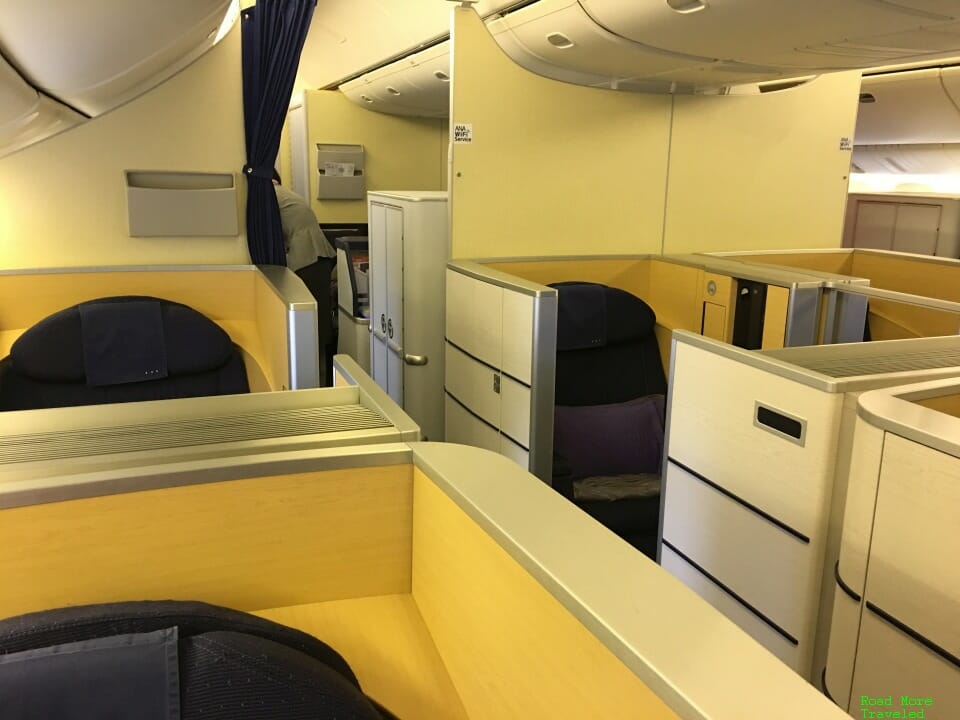 ANA First Class interior - rear of cabin 