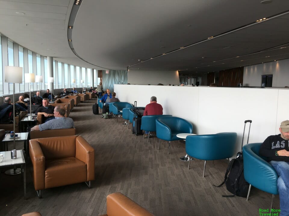 Air Canada Maple Leaf Lounge YYZ (transborder)