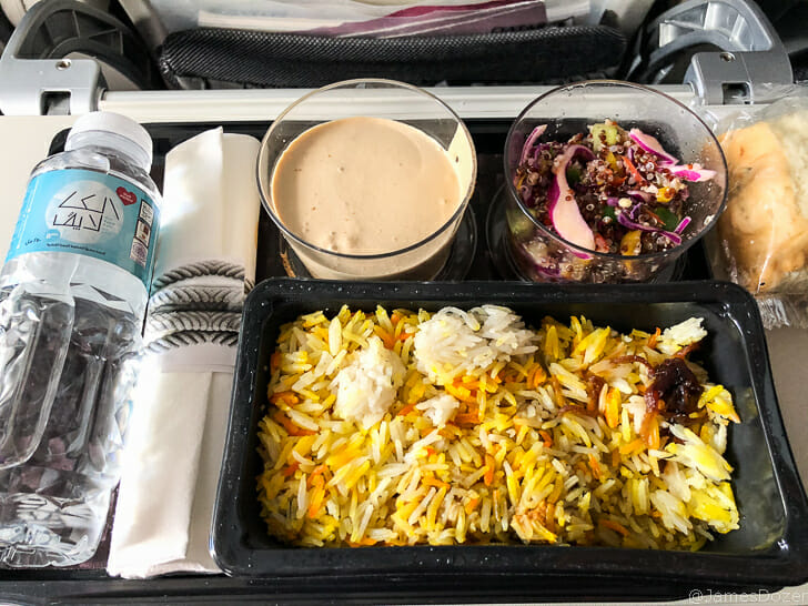 Qatar Airways Boeing 777 Economy Class meal