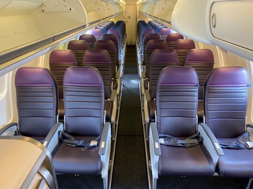 United CRJ-550 Economy Class cabin