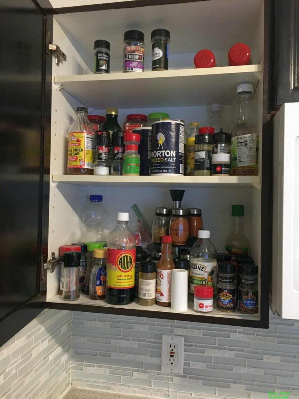 Renting an Airbnb - full kitchen pantry