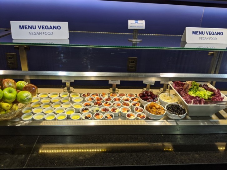 centurion lounge buffet