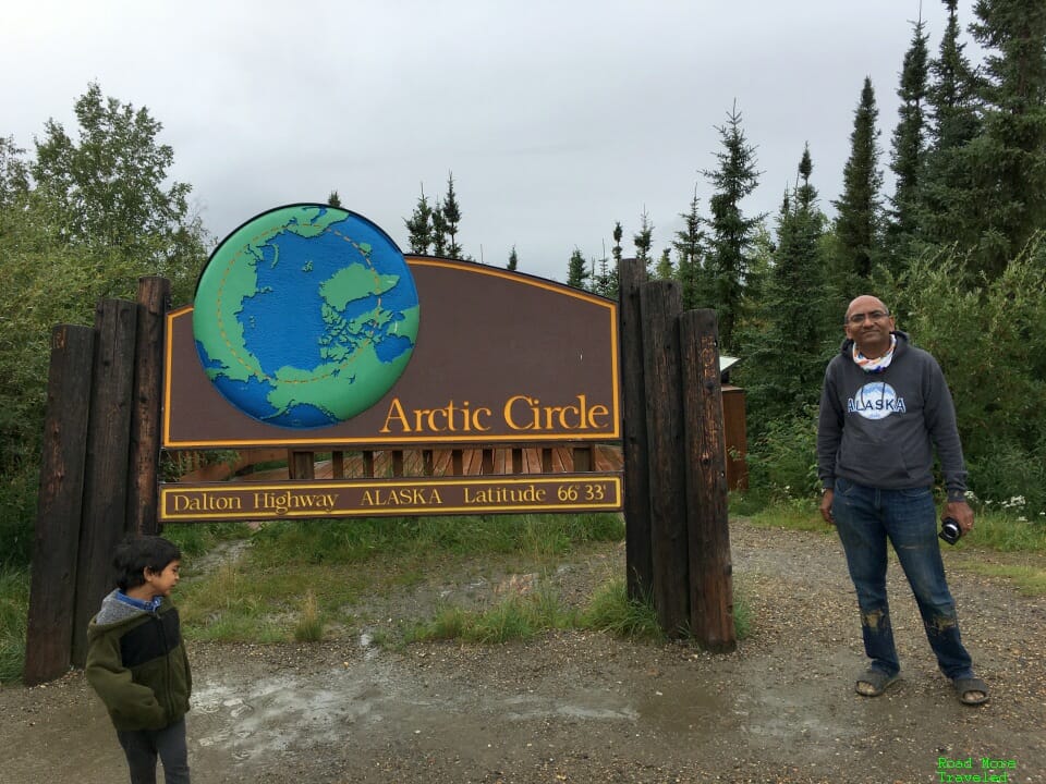 Complete Dalton Highway Guide - Arctic Circle sign