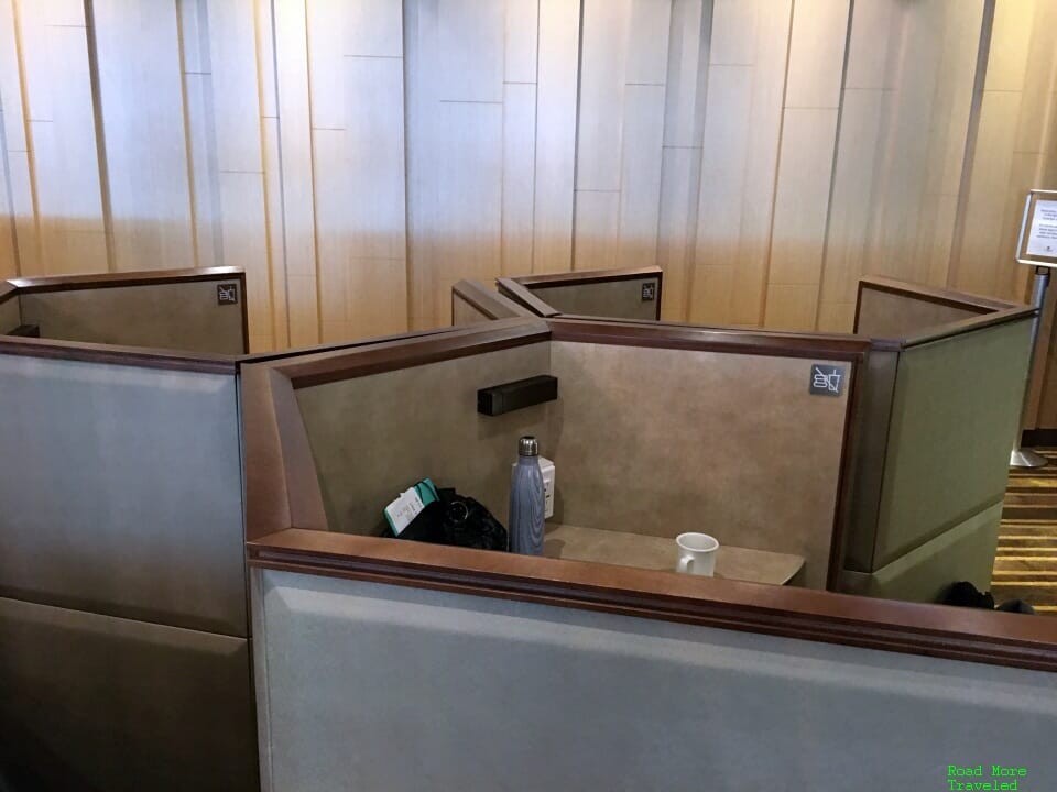 Plaza Premium Lounge Vancouver Domestic Terminal - cubicles