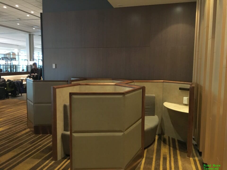 Plaza Premium YVR Domestic work cubicles