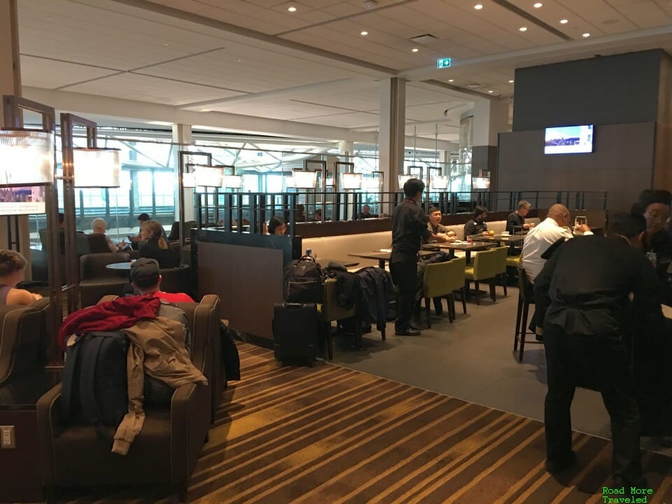 Plaza Premium YVR Domestic - view towards dining area