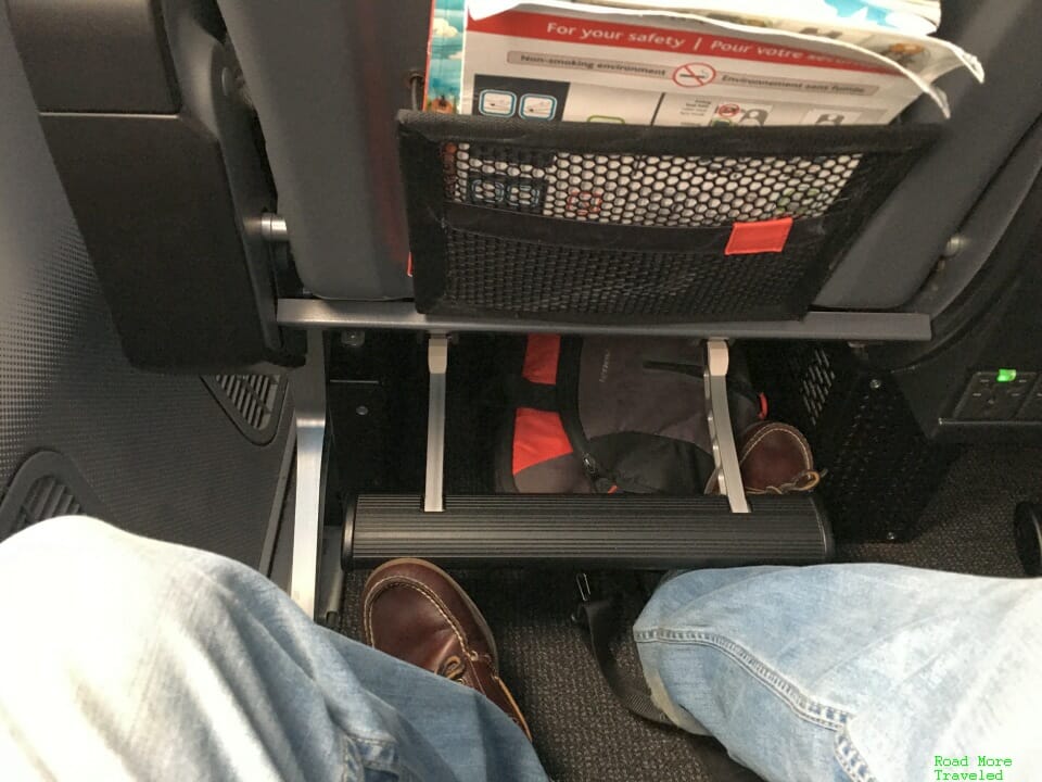 Air Canada B787-9 Premium Economy footrest