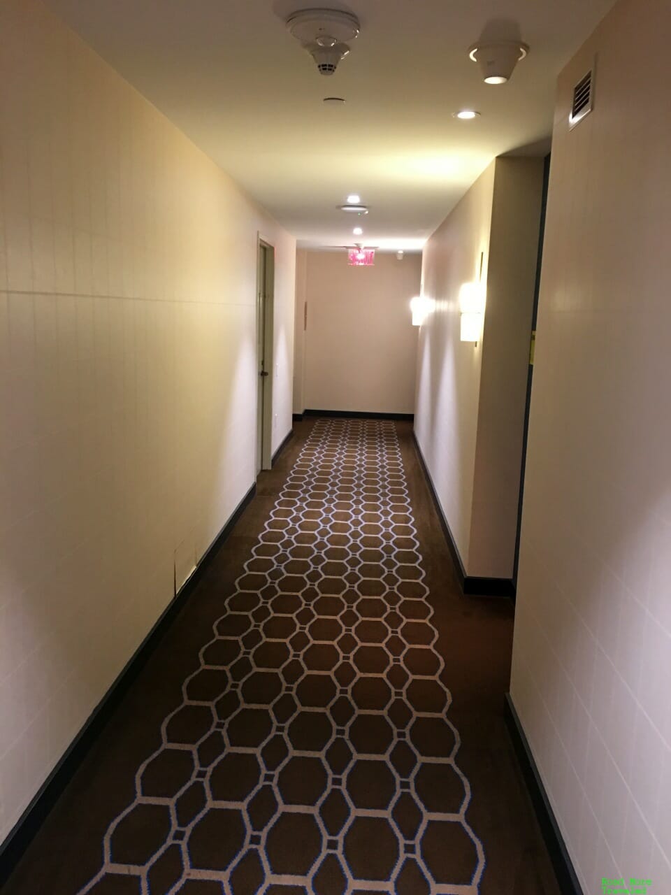 Delta Hotels by Marriott Toronto - guest floors