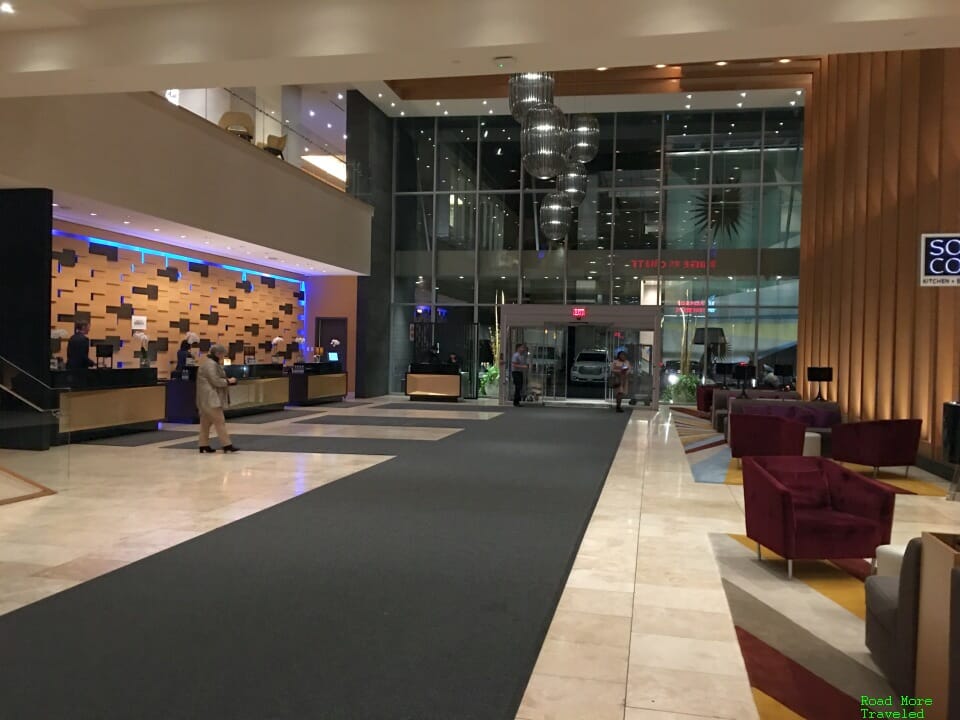 Delta Hotels by Marriott Toronto - lobby