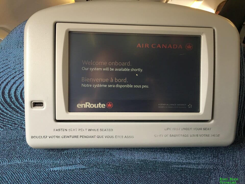 Air Canada E175 Business Class - seatback screen/USB port