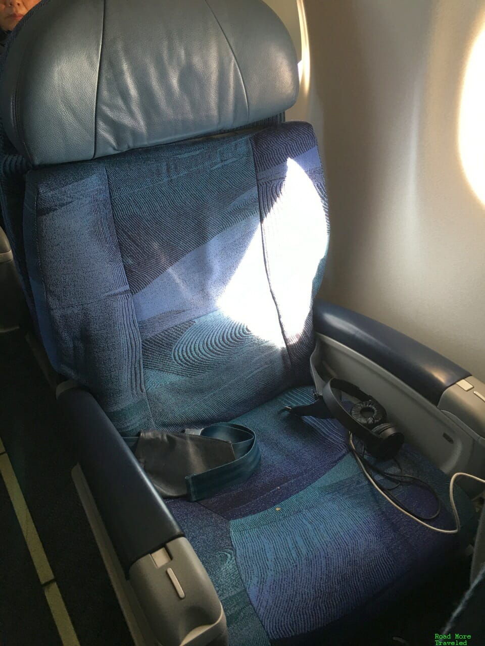 Air canada E175 Business Class - single seats