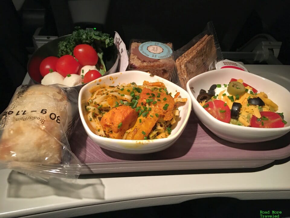 WestJet Premium B738 - dinner service