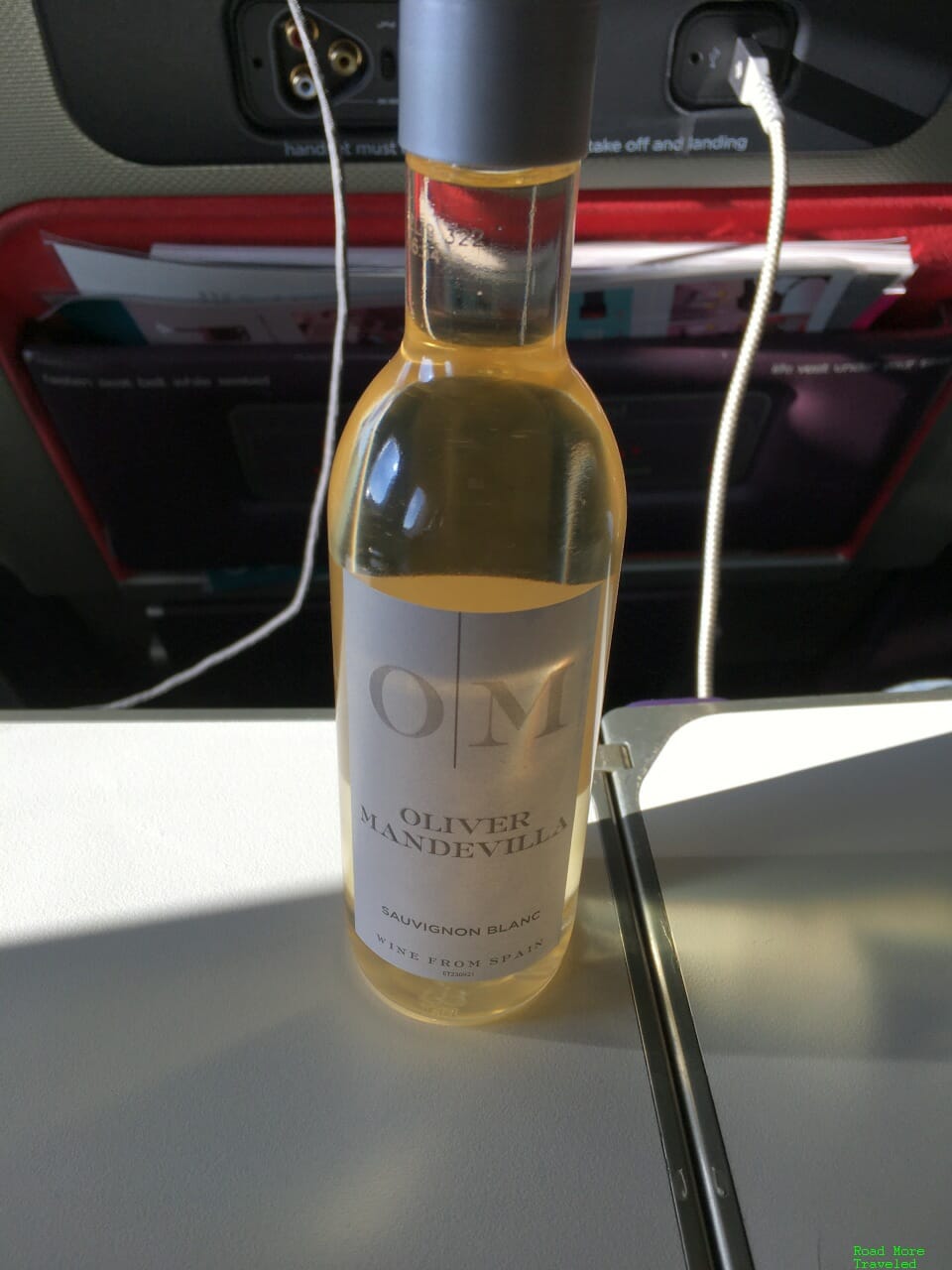 Virgin Atlantic B747 Premium Economy - white wine