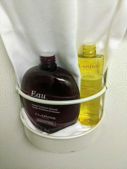 Clarins amenities