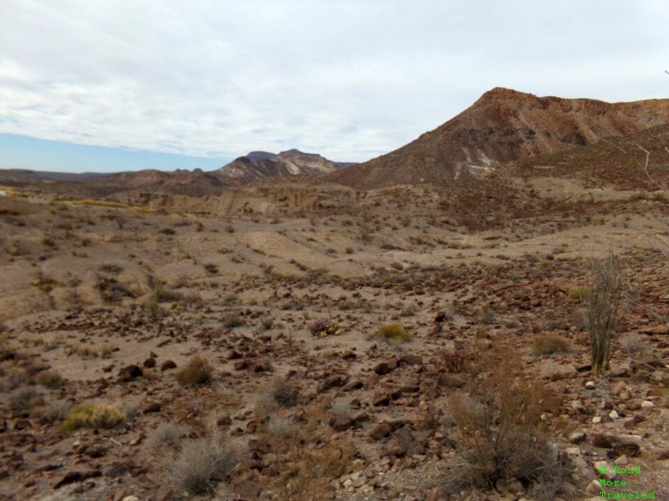 Big Bend Ranch River Road - desert view, Hoodos Trail