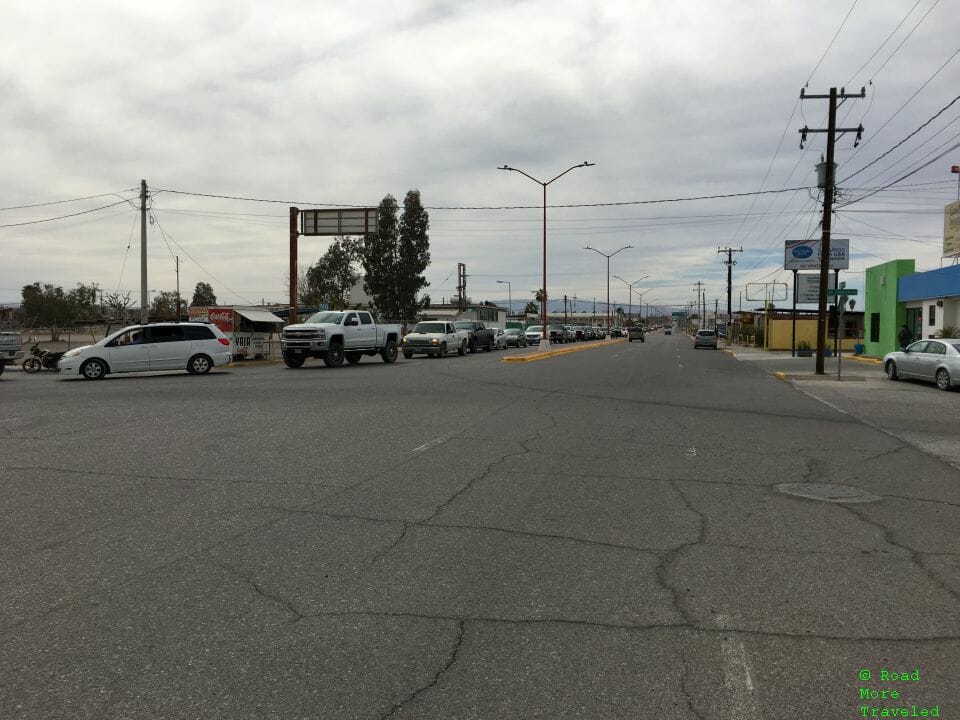 Traffic jam to cross Presidio-Ojinaga bridge