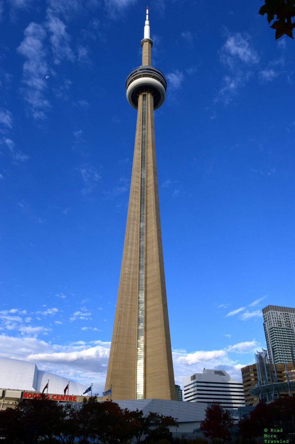 CN Tower in daylight 