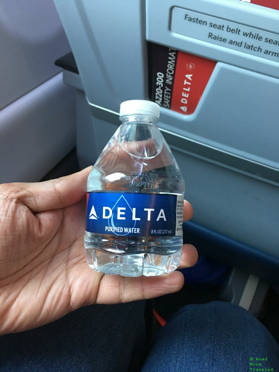 Delta A220-300 First Class - water bottle
