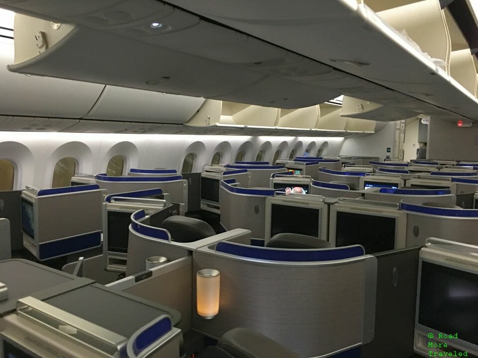 United B787-10 Polaris Business Class