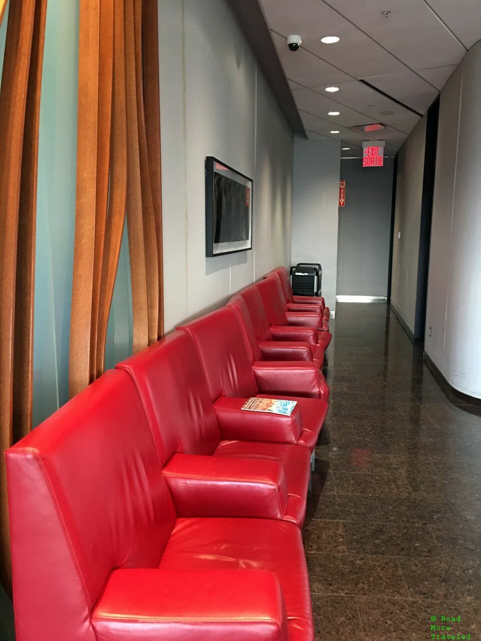 AC Maple Leaf Lounge YYZ Transborder - add'l overflow seating