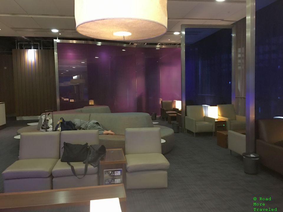 British Airways Galleries Arrivals Lounge LHR T5 - main seating area